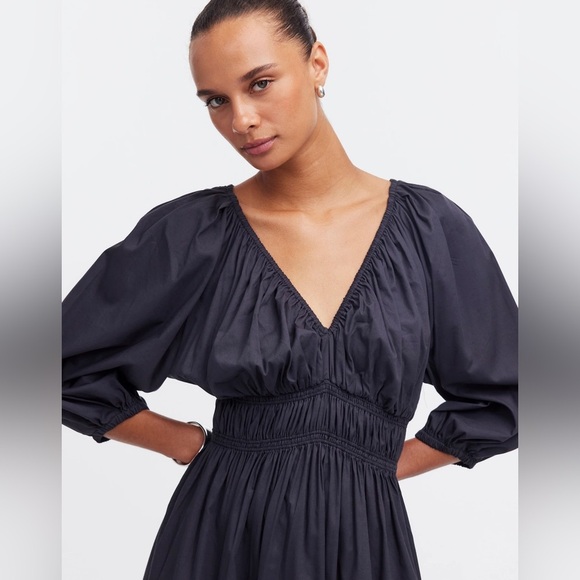 Madewell V-Neck Balloon-Sleeve Maxi Dress in Black - Picture 4 of 13